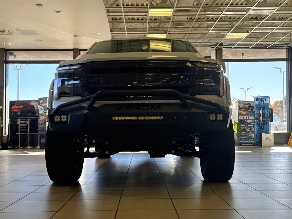 New 2025 Ford F-150 Lariat Truck