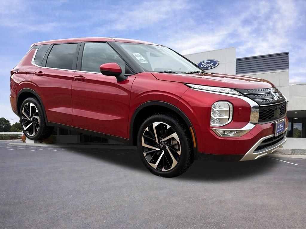 2024 Mitsubishi Outlander SE S-AWC's photo