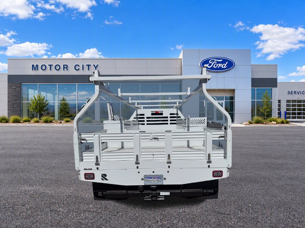 2025 Ford F-550 Super Duty Chassis Cab XL - Photo 7
