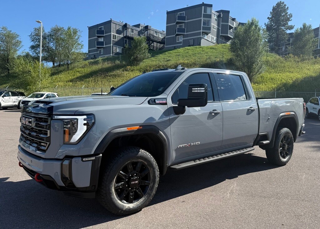 2024 Gmc Sierra HD AT4 photo 3