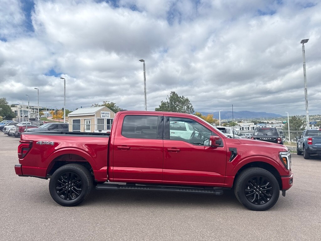 2025 Ford F-150 Lariat photo 4