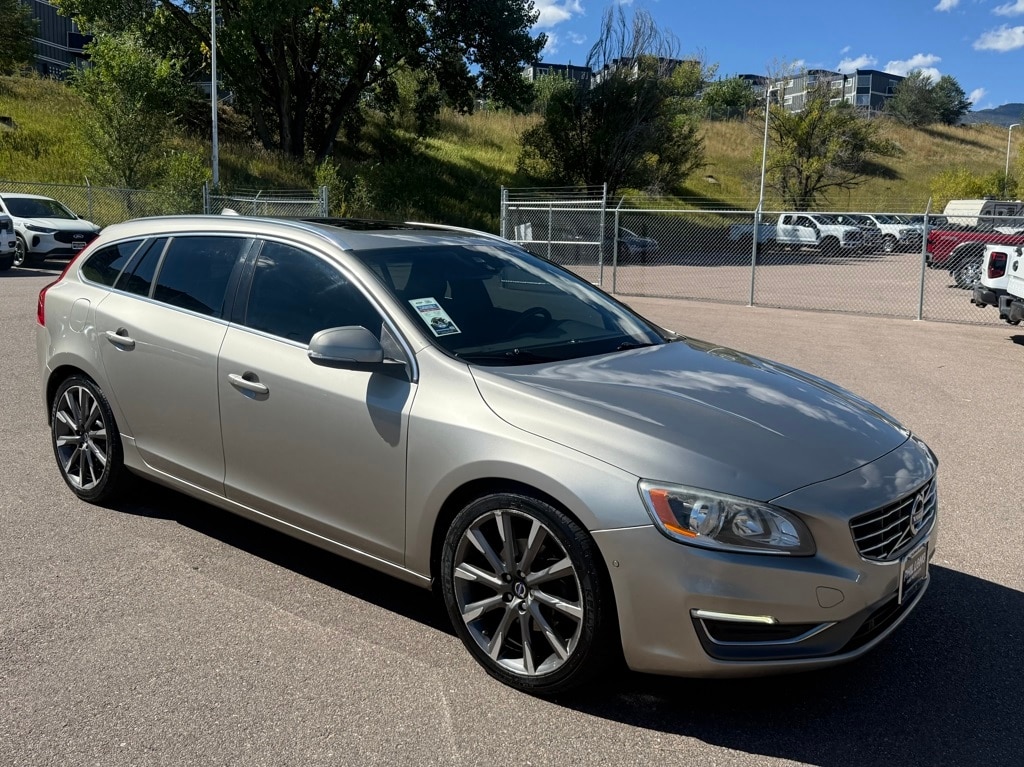 2015 Volvo V60 Premier