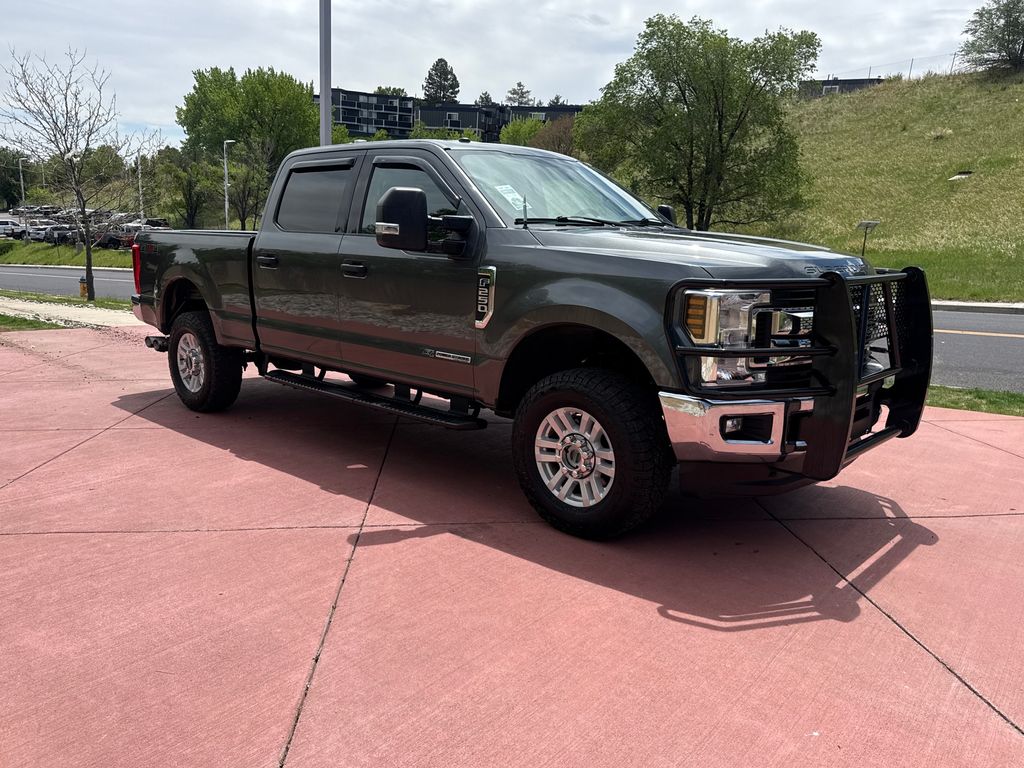 2019 Ford F-250 XLT 4x4 Crew Cab 6-3/4' Box's photo