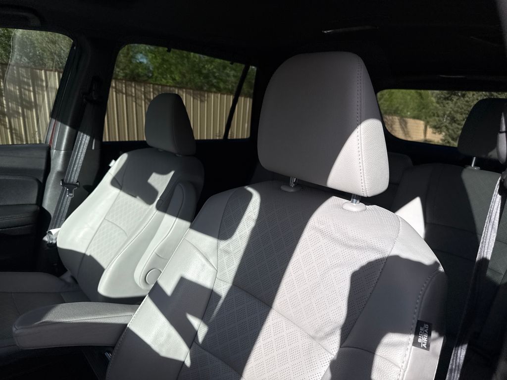 2021 Honda Passport EX-L - Photo 12