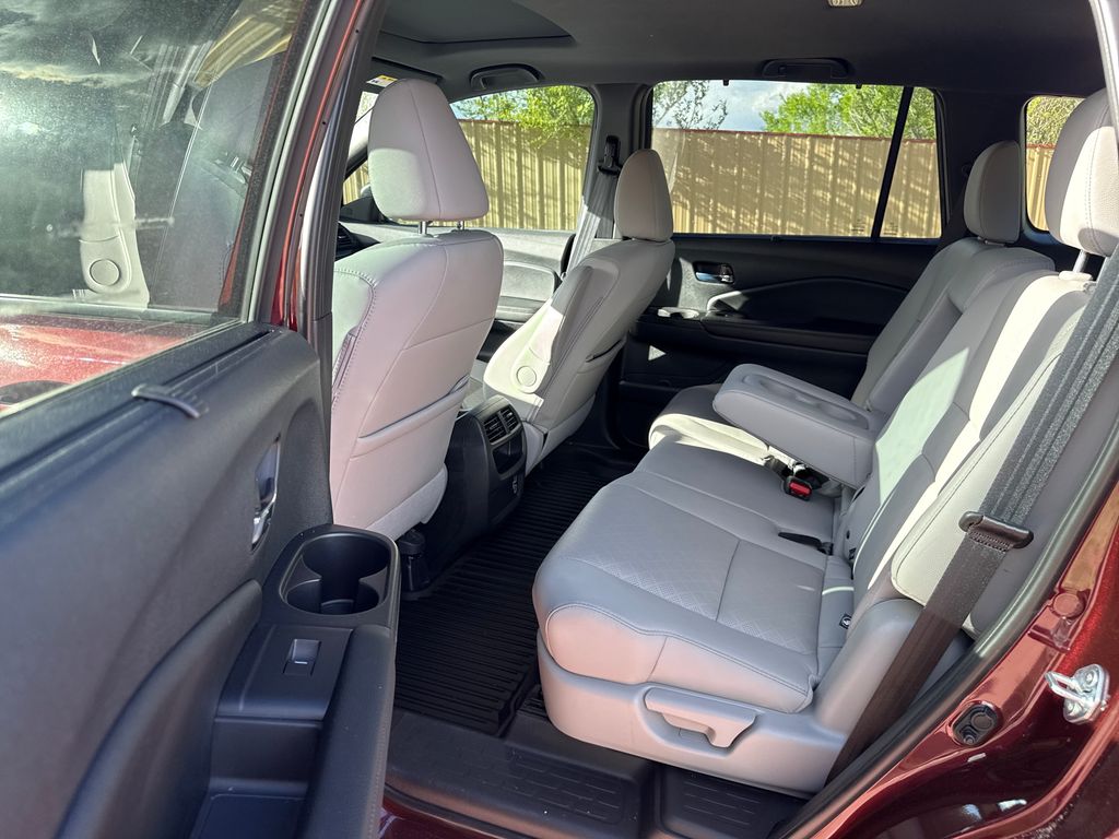 2021 Honda Passport EX-L - Photo 18