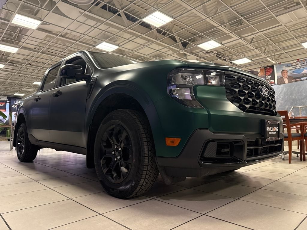 New 2025 Ford Maverick XLT Green Matte Wrap Truck