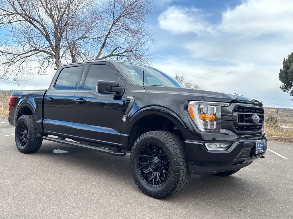 2023 Ford F-150 XLT's photo