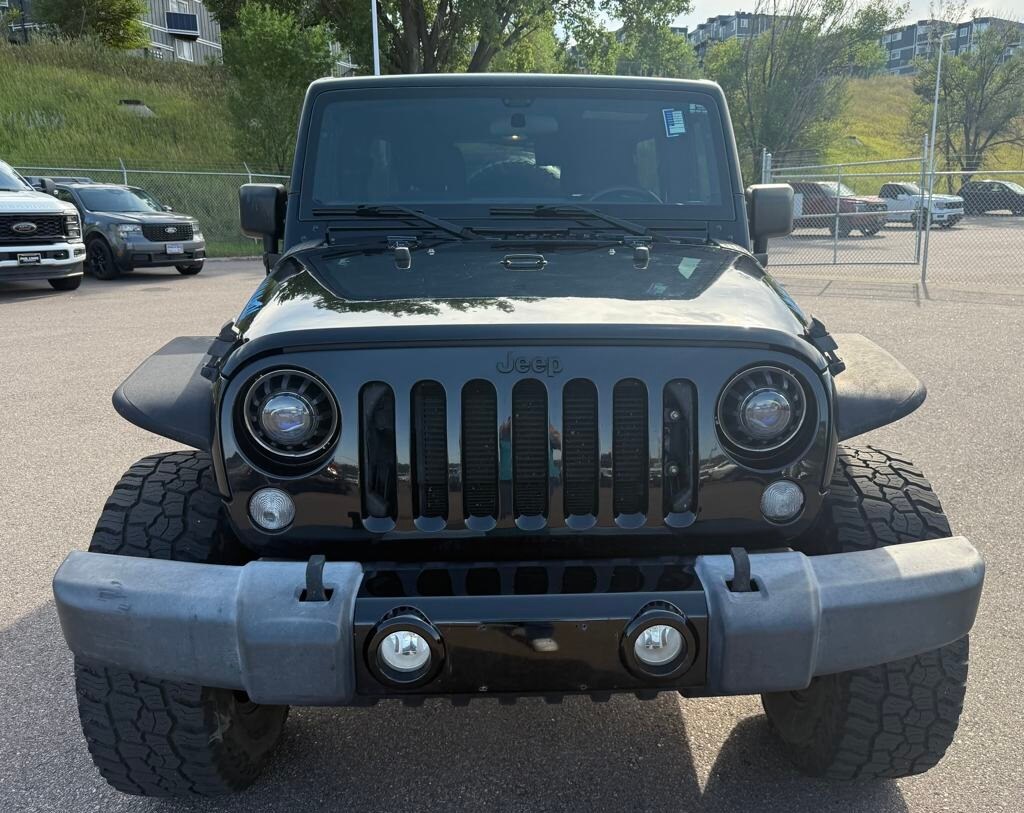 2017 Jeep Wrangler Unlimited Willys photo 2