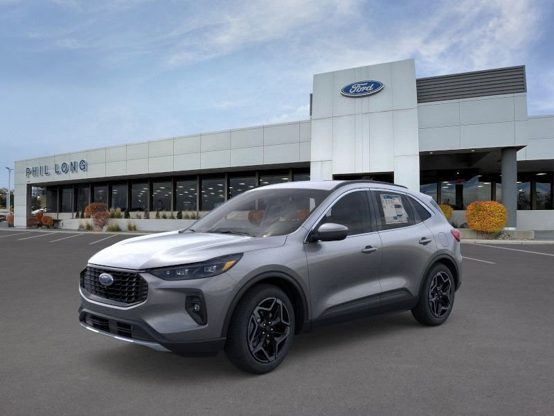2026 Ford Escape Platinum's photo