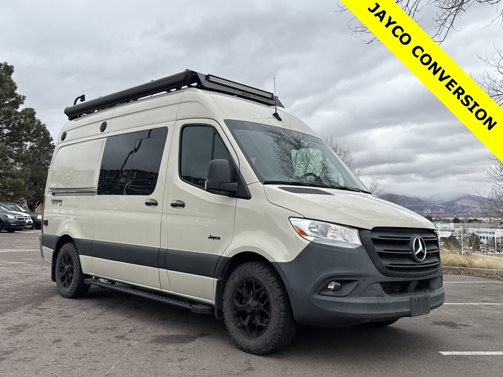 2021 Mercedes-Benz Sprinter Crew Van Base's photo