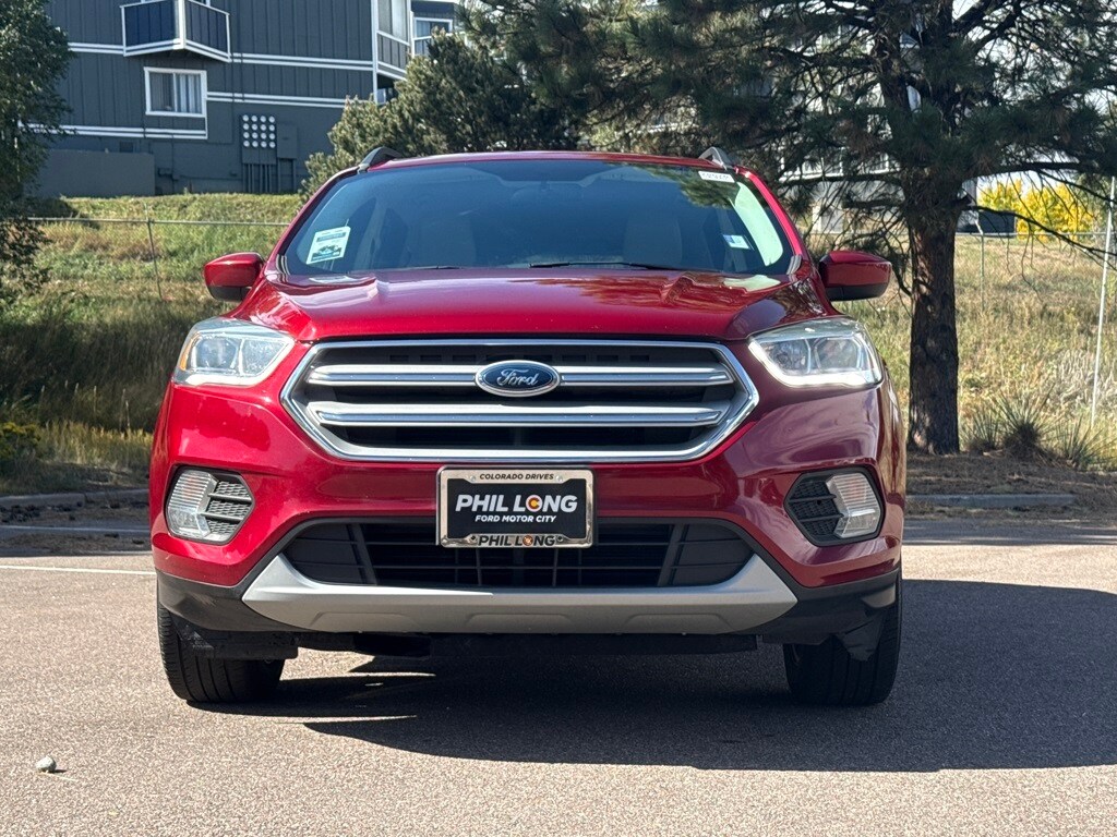 2018 Ford Escape SEL photo 2