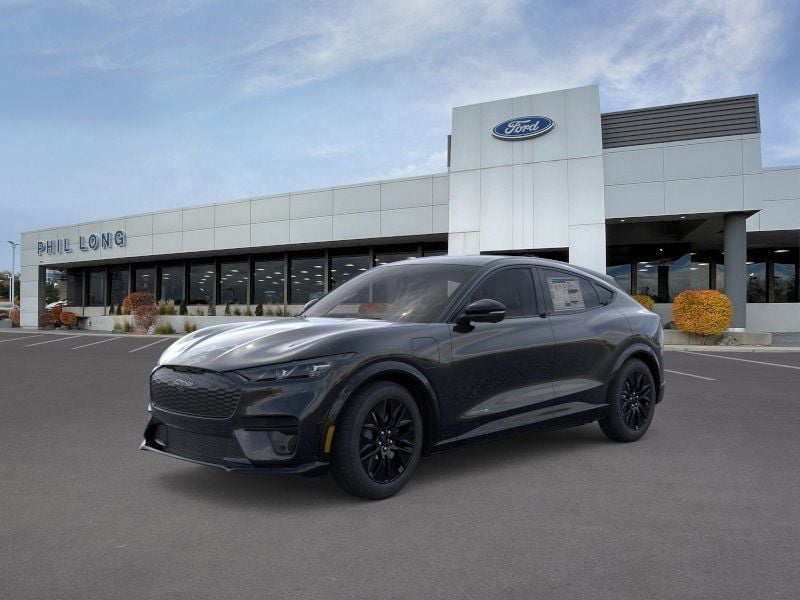 2026 Ford Mustang-Mach-e Premium's photo
