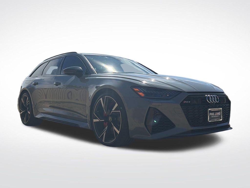 2022 Audi RS 6 Avant -'s photo