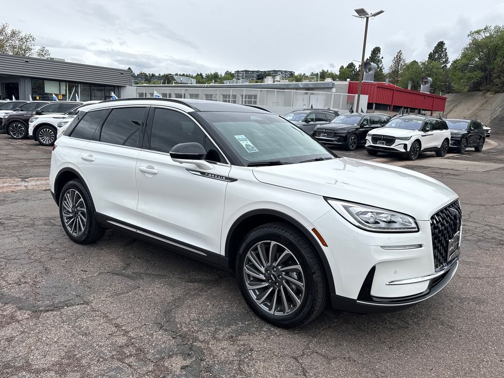 2025 Lincoln Corsair Reserve AWD's photo
