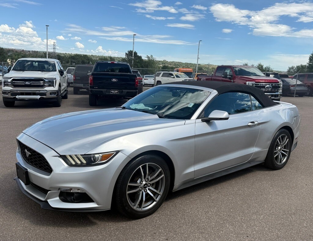 2016 Ford Mustang EcoBoost Premium Convertible photo 3
