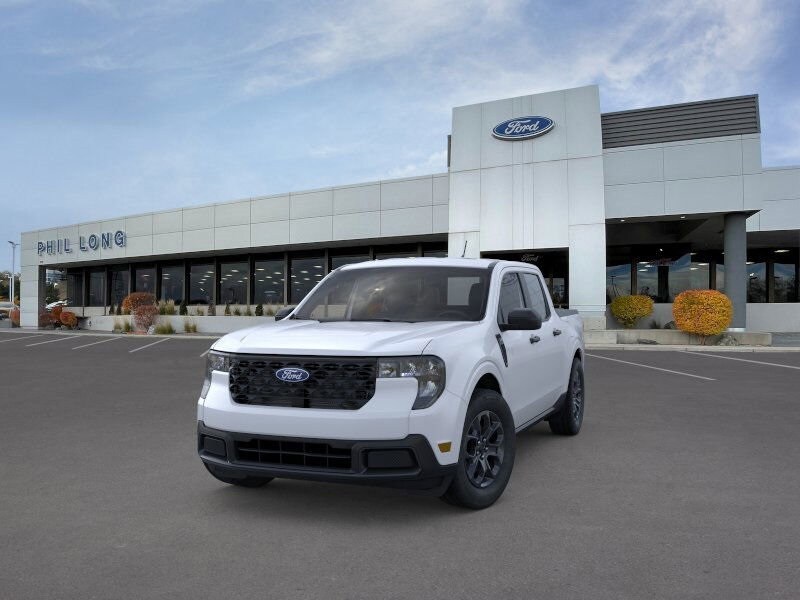 2025 Ford Maverick XLT photo 2