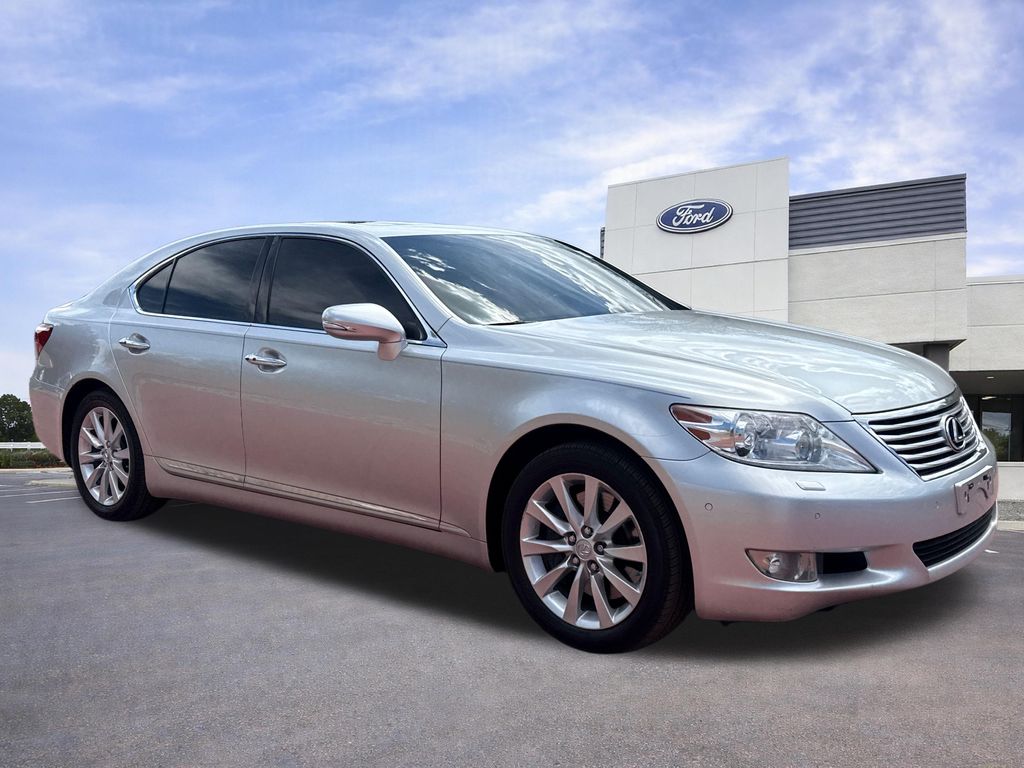 2010 Lexus LS 500 460 AWD's photo