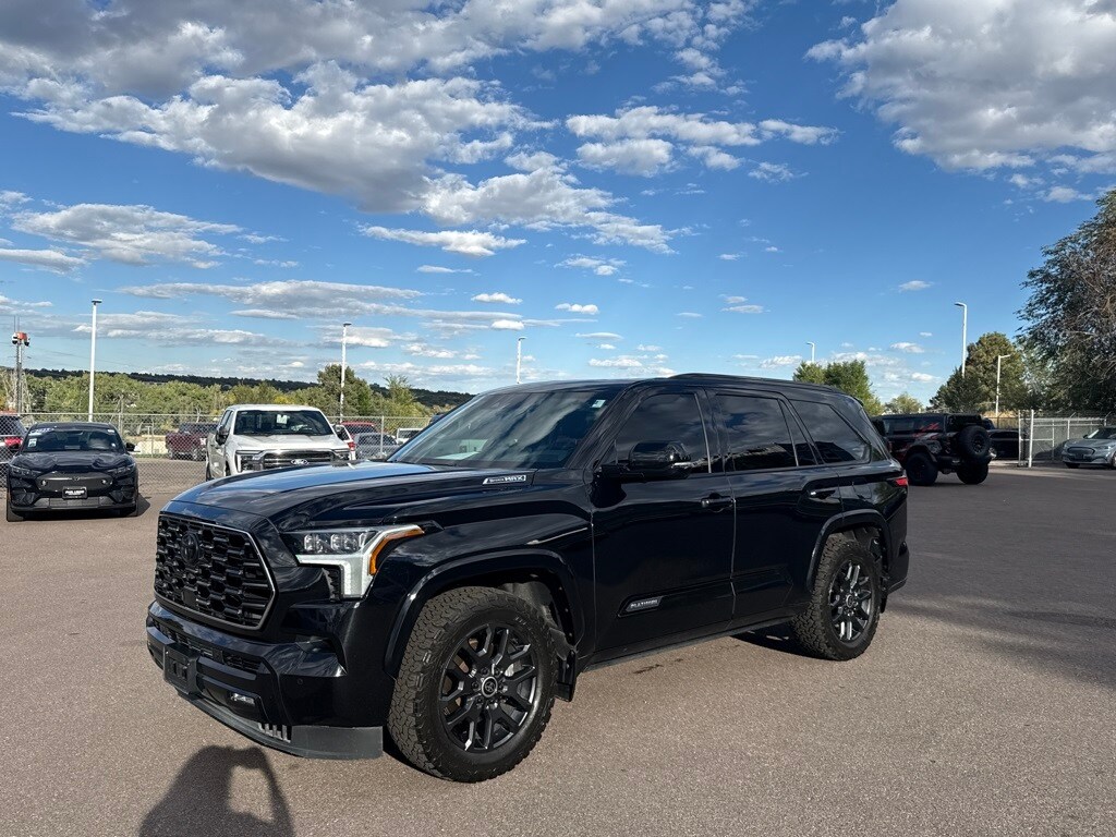 2024 Toyota Sequoia Platinum photo 2