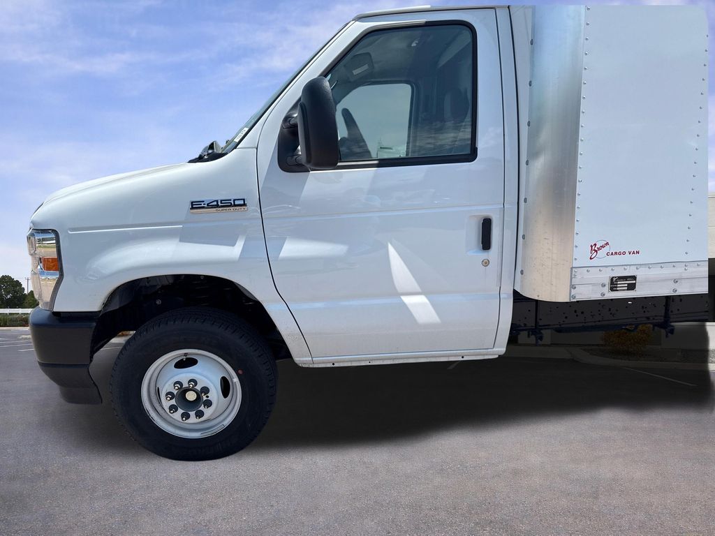 2026 Ford E-Series Cutaway Base - Photo 26