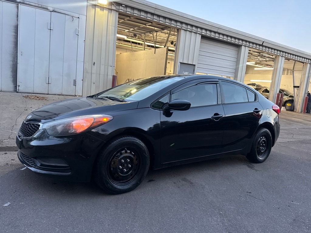 2014 Kia Forte LX photo 2