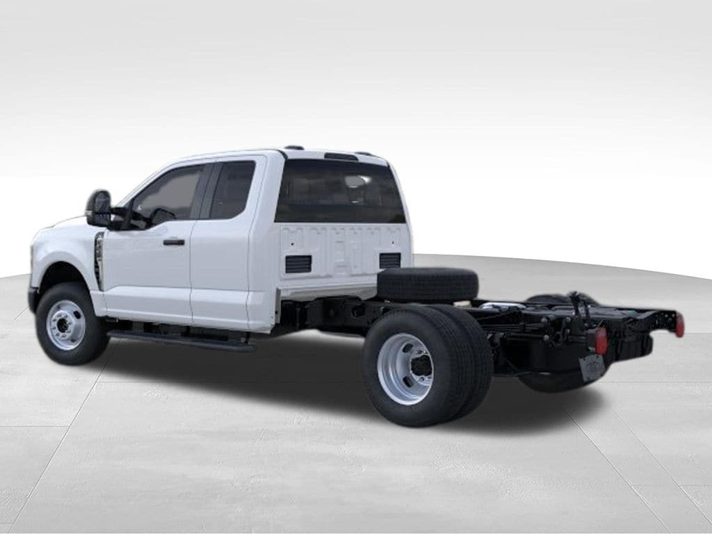 New 2025 Ford F-350 Chassis XL DRW Chassis