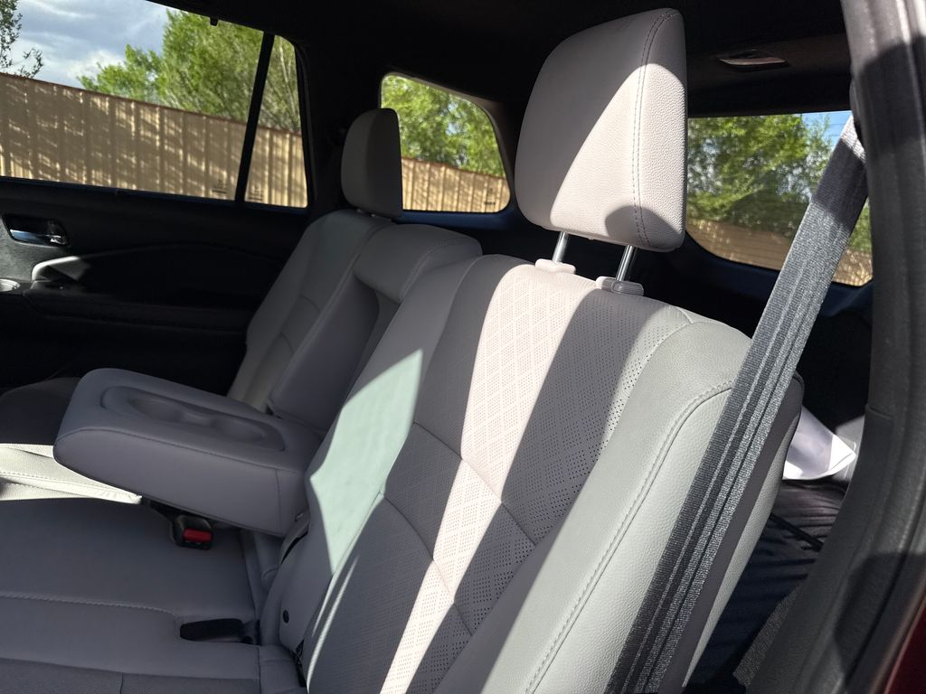 2021 Honda Passport EX-L - Photo 19