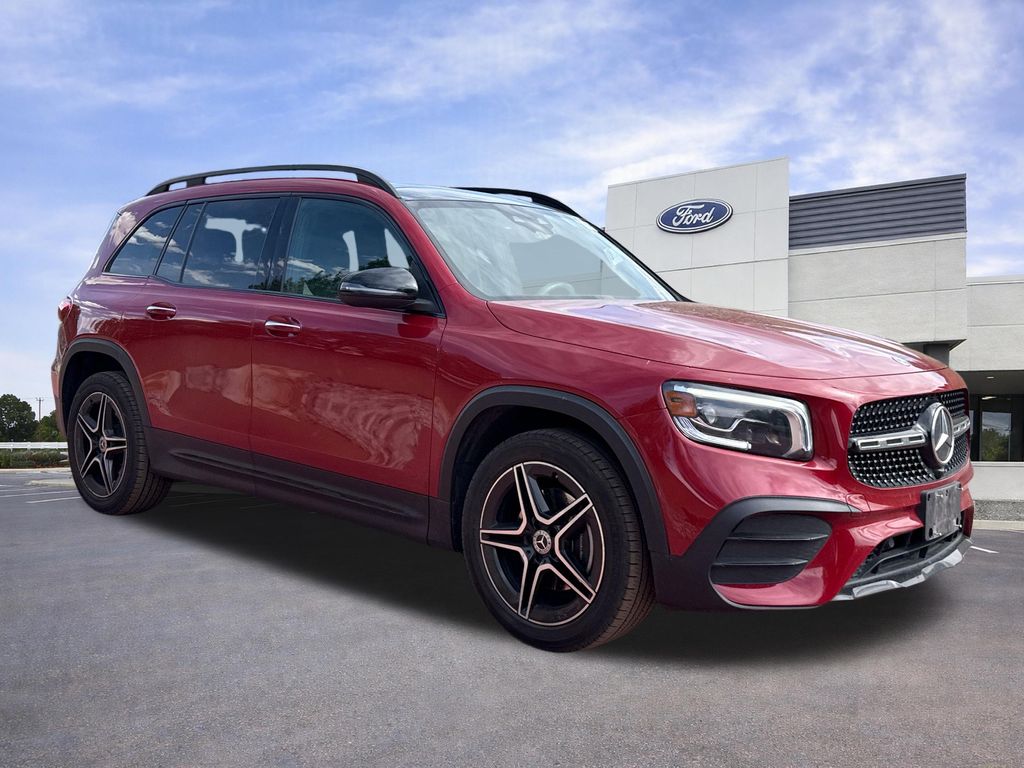 2020 Mercedes-Benz GLB GLB250 4MATIC's photo