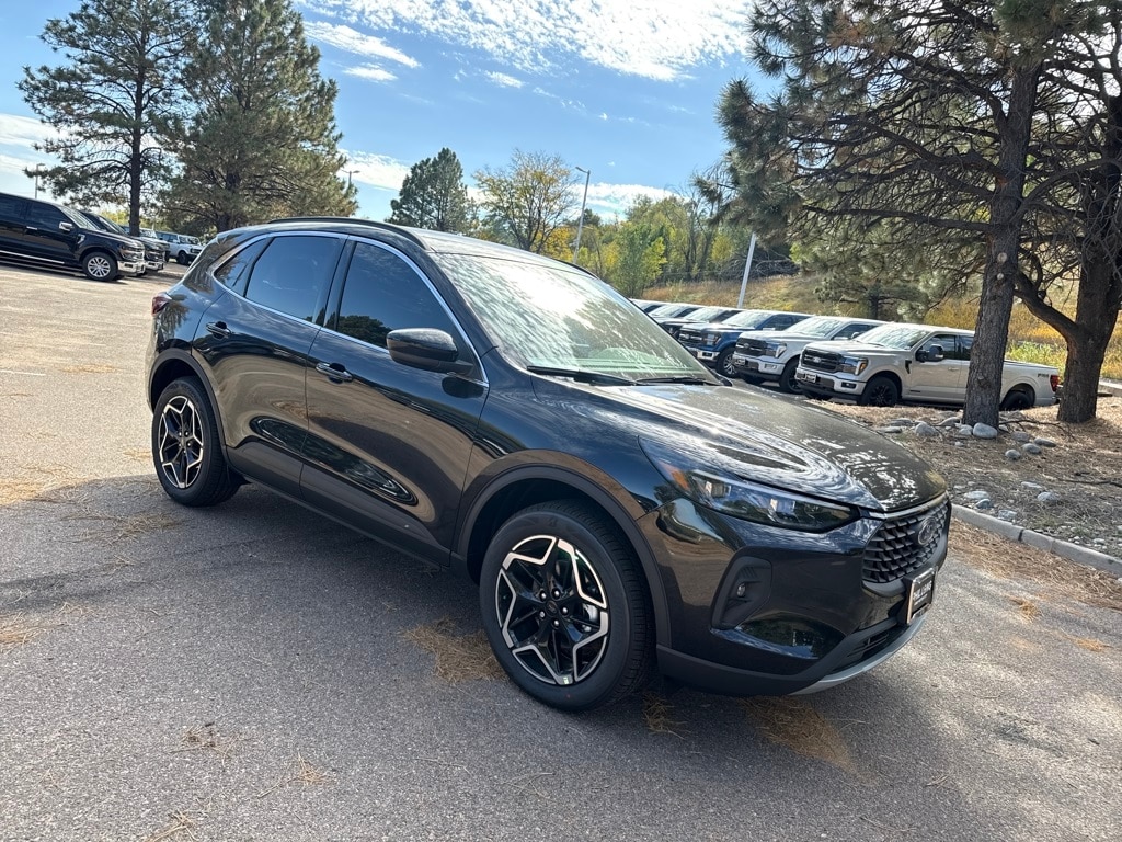 New 2026 Ford Escape Hybrid Platinum SUV
