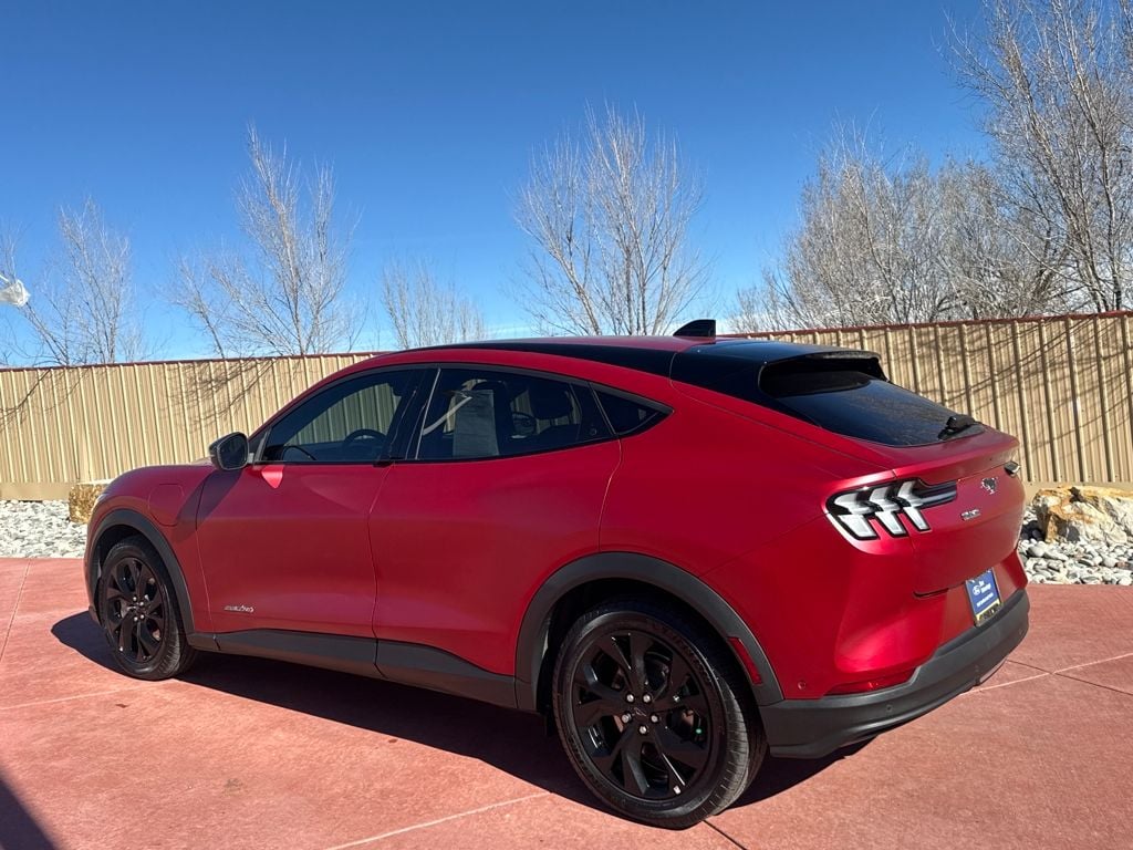 2024 Ford Mustang Mach-E Select photo 4