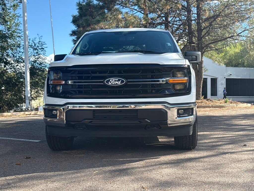 2024 Ford F-150 XLT photo 2