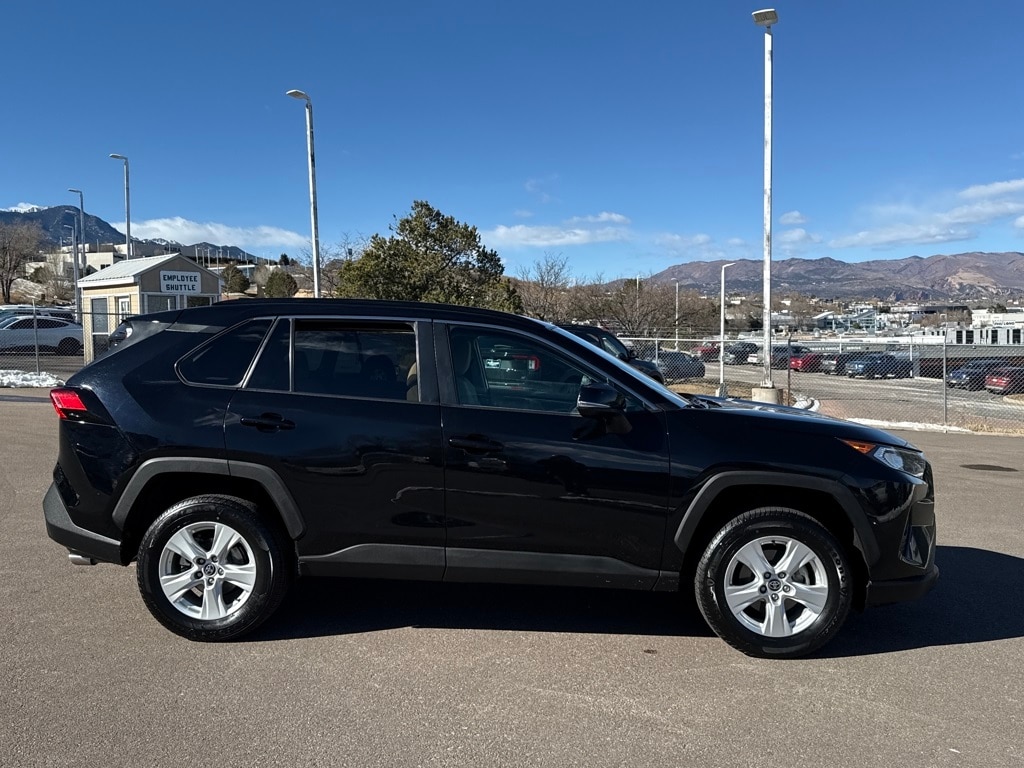 Used 2021 Toyota RAV4 XLE SUV