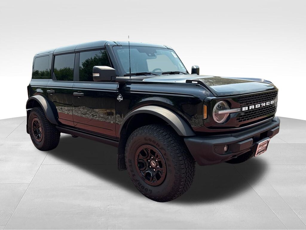 Certified 2025 Ford Bronco Outer Banks SUV