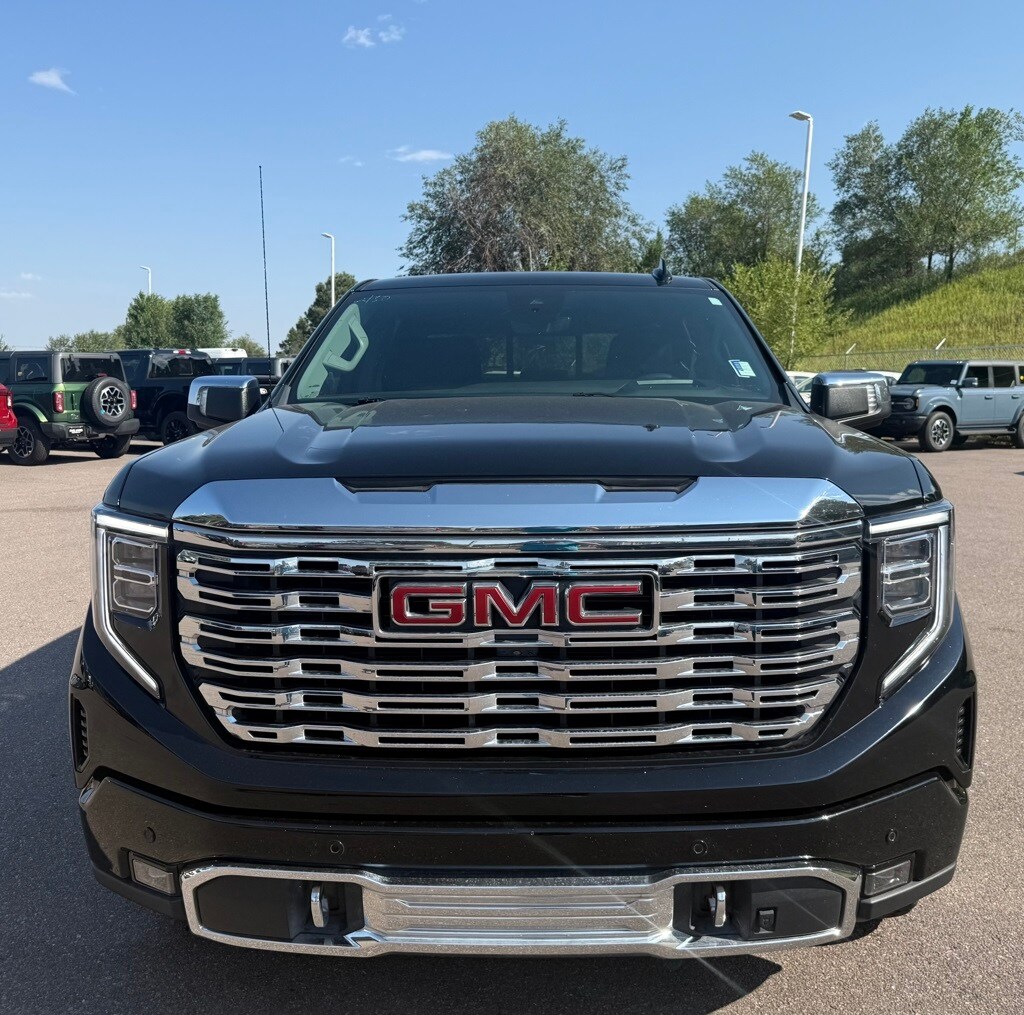 2023 Gmc Sierra 1500 Denali photo 2