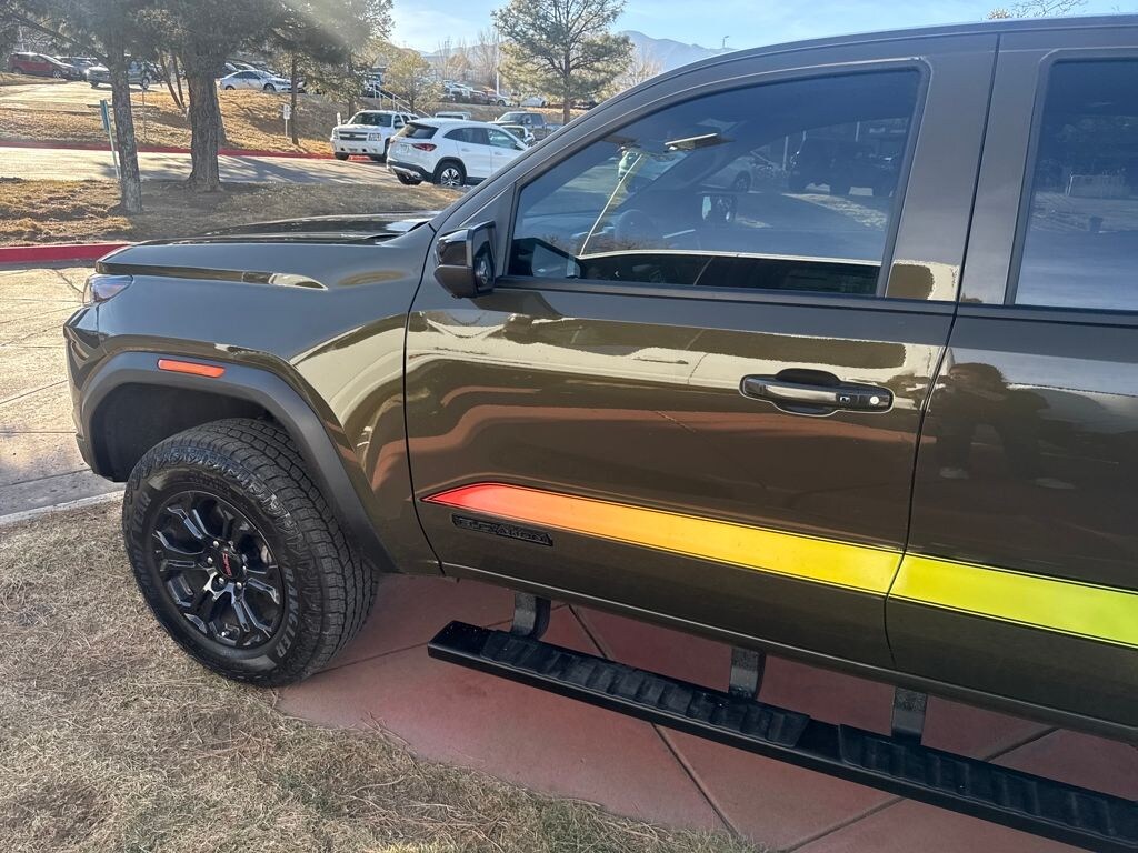 Used 2025 GMC Canyon Elevation Truck