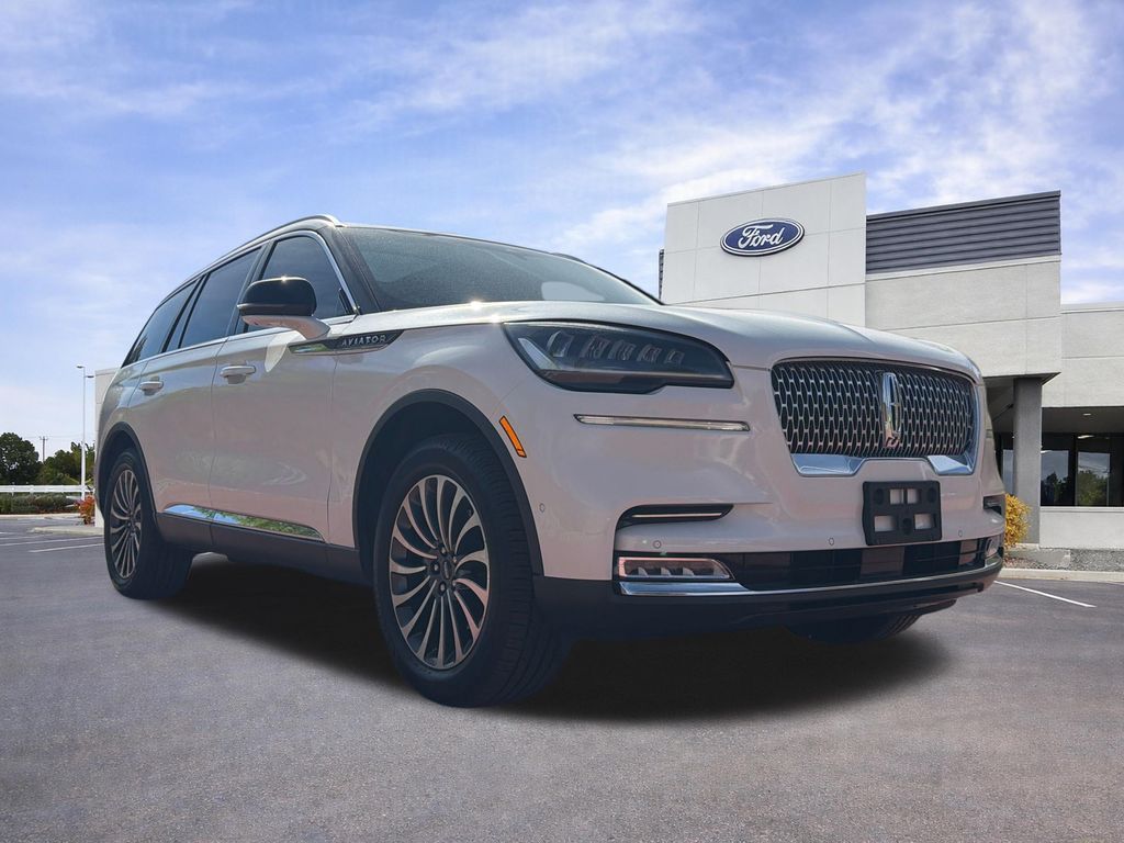 2021 Lincoln Aviator Reserve AWD's photo