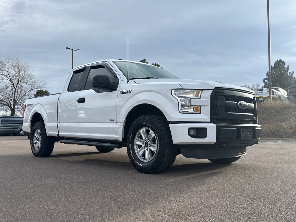 2015 Ford F-150 XL's photo