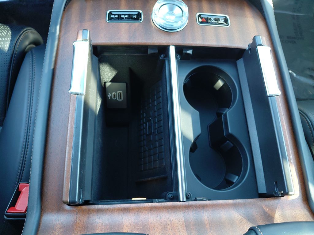 2025 Lincoln Navigator Black Label - Photo 16