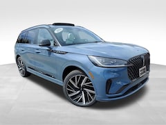 2026 Lincoln Aviator Black Label SUV