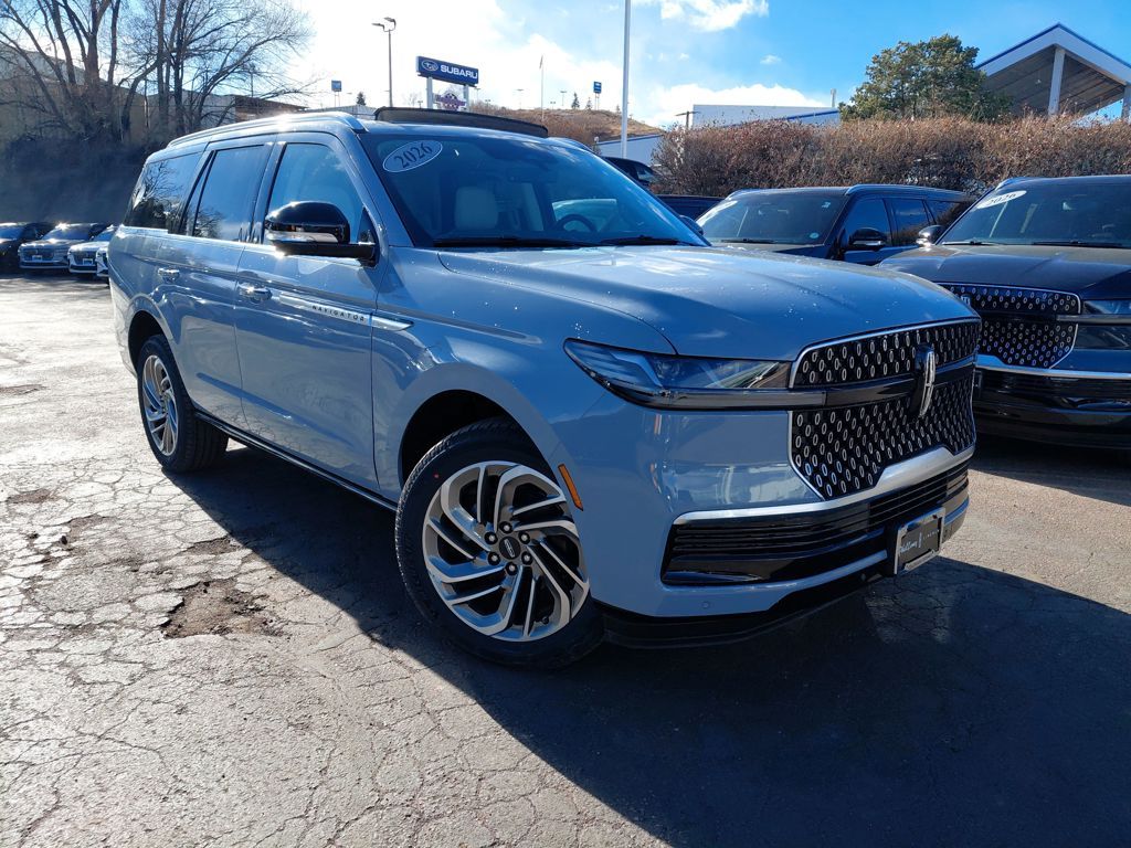 2026 Lincoln Navigator Reserve 4WD's photo