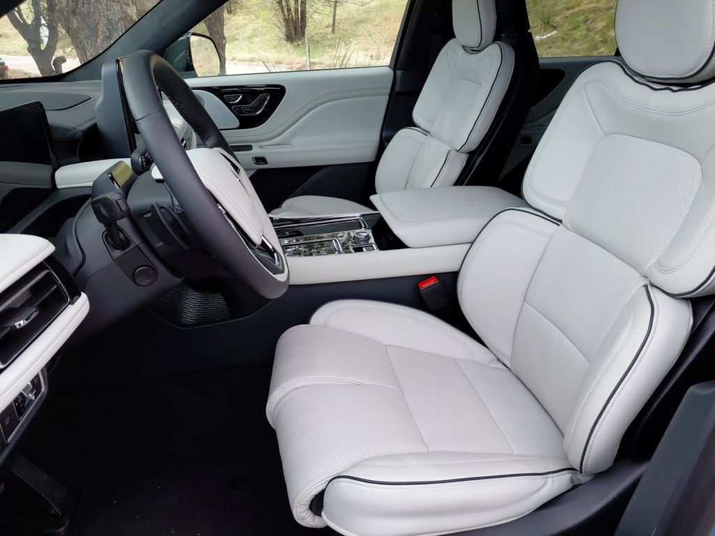 2026 Lincoln Aviator Black Label - Photo 24