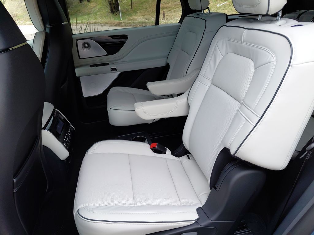 2026 Lincoln Aviator Black Label - Photo 28