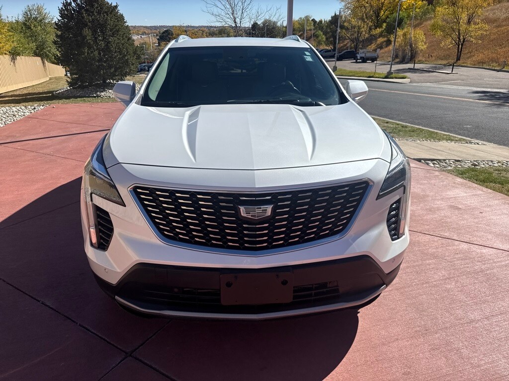 2019 Cadillac XT4 Premium Luxury photo 2