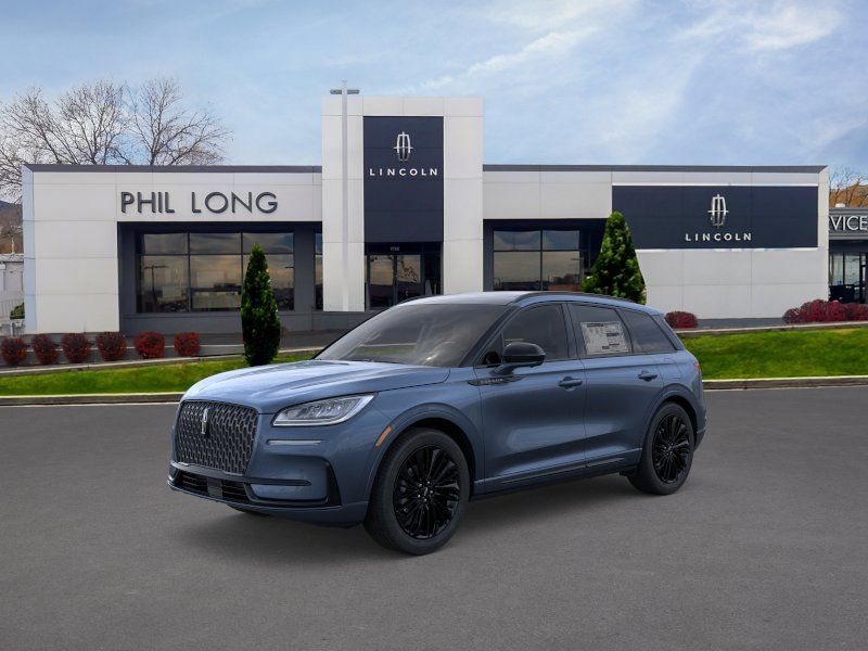 2026 Lincoln Corsair Premiere AWD's photo