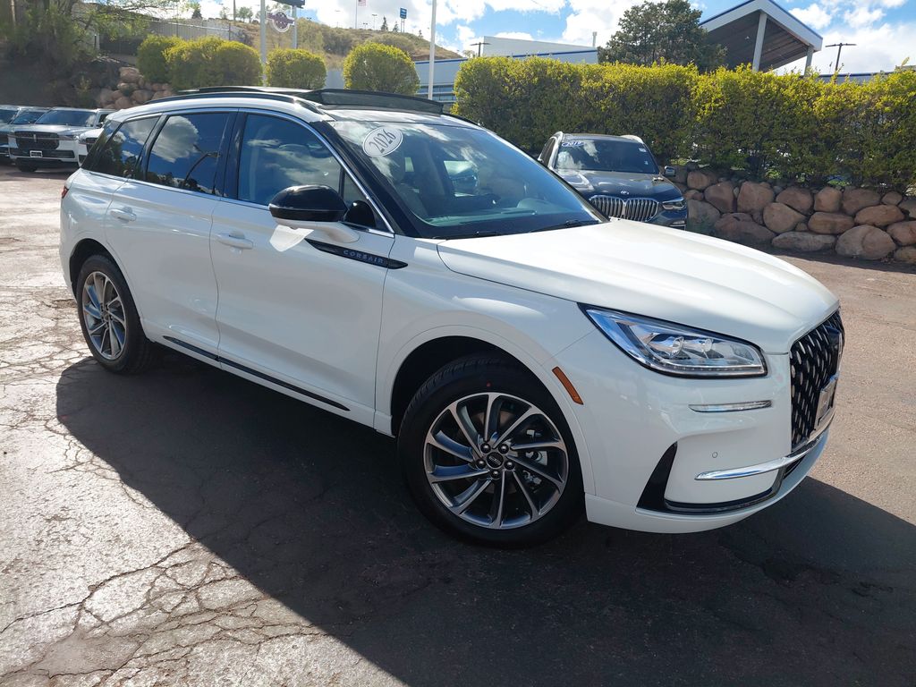 2026 Lincoln Corsair Grand Touring AWD's photo