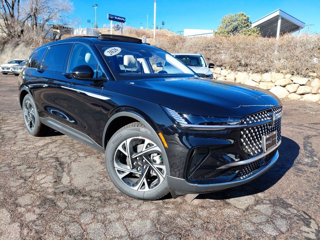 2026 Lincoln Nautilus Premiere AWD's photo