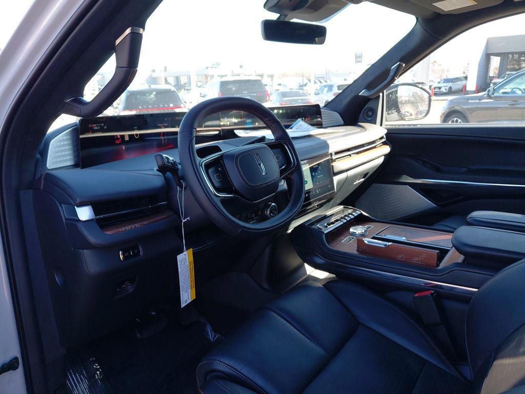 2025 Lincoln Navigator Black Label - Photo 13