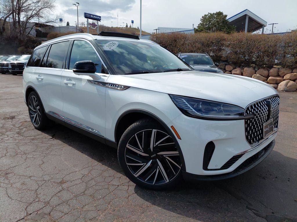 2026 Lincoln Aviator Reserve AWD's photo