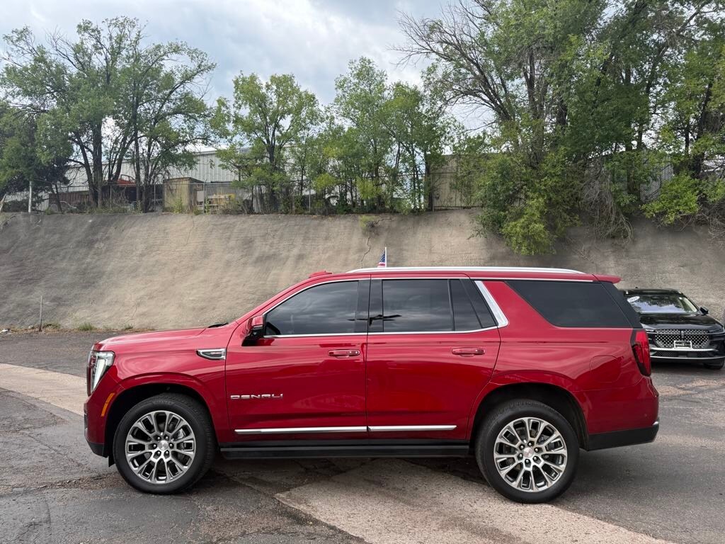 2025 Gmc Yukon Denali photo 2