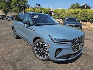 2025 Lincoln Nautilus Reserve SUV