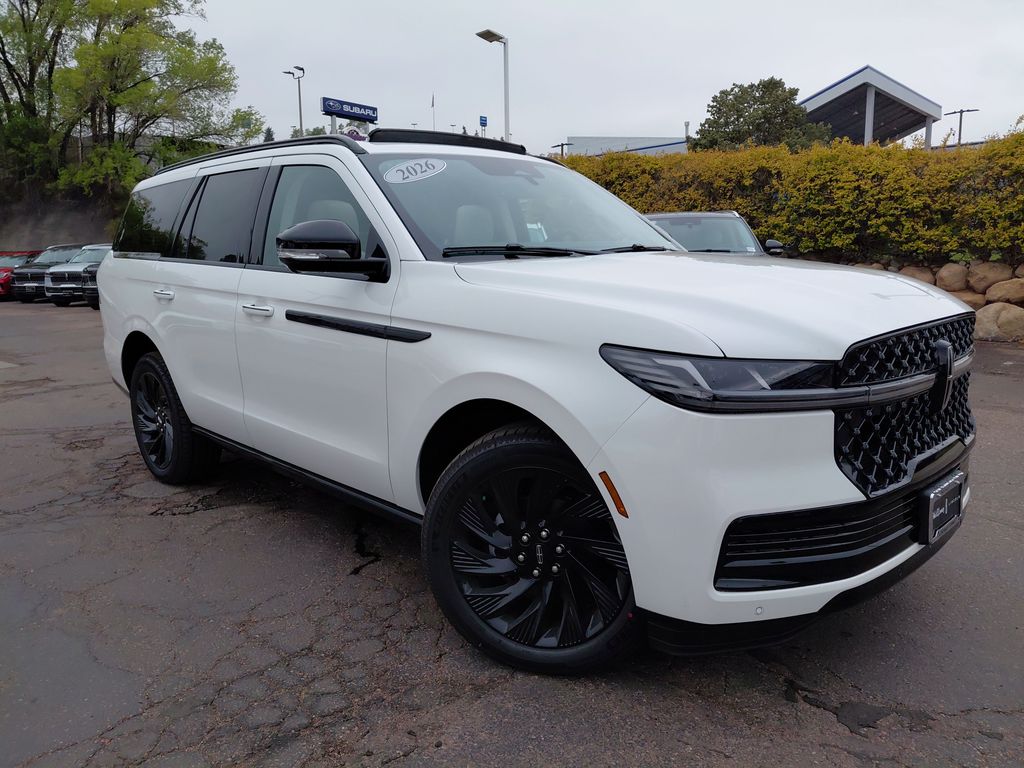 2026 Lincoln Navigator Reserve 4WD's photo